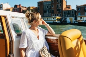 Venice: Shared Water Taxi Transfer to Marco Polo Airport