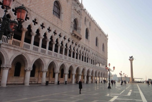 Venice: Skip-the-Line Doge’s Palace & Basilica Walking Tour