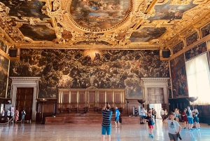 Venedig Hoppa över kön till Dogepalatset och guidad rundvandring