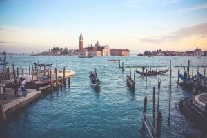 Venice: Pasta and Tiramisu Cooking Class at a Local's Home