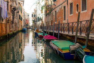Venice: Small Group Walking Tour and Gondola Ride