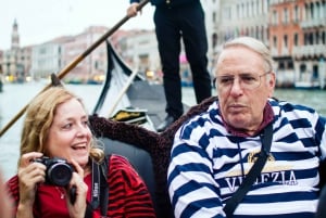 Venice: City Highlights Tour with St Mark's and Gondola Ride