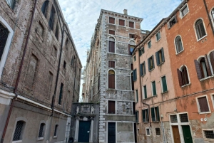 Venedig: Rundgang in kleiner Gruppe: Geheimnisse & verborgene Schätze