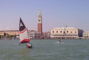 Venetsia: Emy Experiences -pikaveneajelu