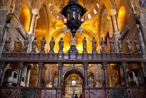 Venice: St. Mark's Basilica and Gondola Morning Tour