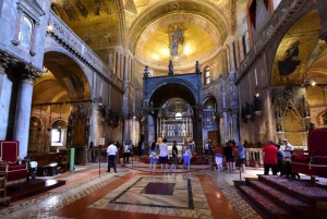 Venice: St. Mark's Basilica and Walking Tour Combo