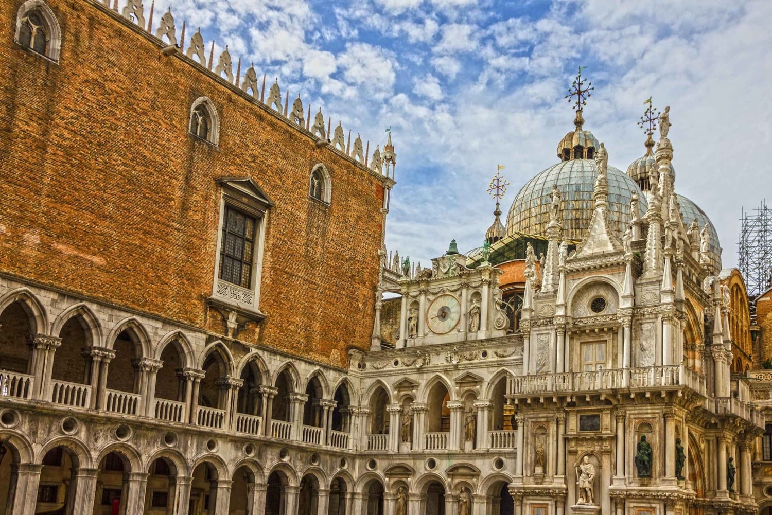 Venedig: Markusdom, Dogenpalast und Glasfabrik