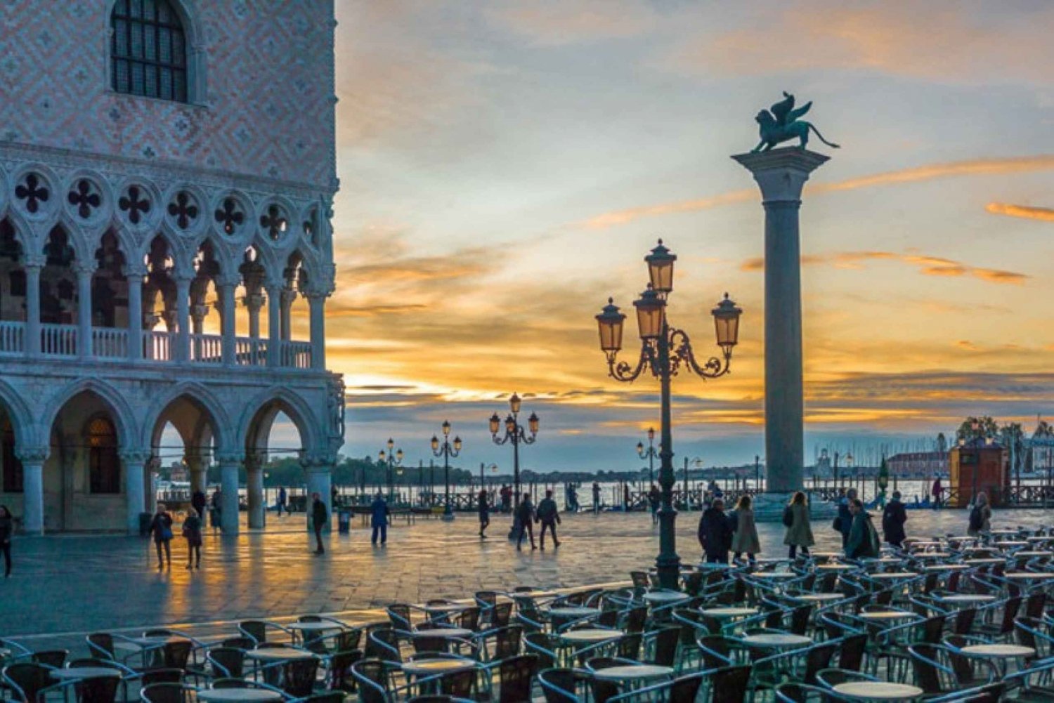 Venice: St Mark's Basilica, Doge's Palace, and Gondola Ride