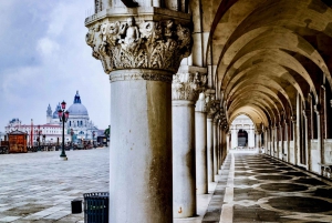 Venice: St Mark's Basilica, Doge's Palace, and Gondola Ride