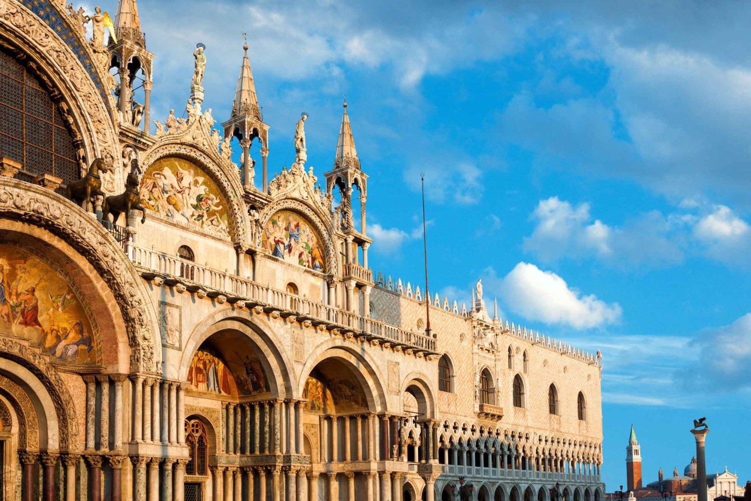 Venedig: Markuskyrkan, Dogepalatset och Suckarnas bro