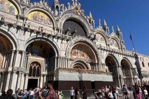 Venetië: toegangsbewijs voor de Basilica di San Marco met audiogids-app