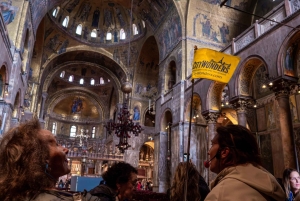 Veneza: Visita guiada à Basílica de São Marcos e passeio de gôndola
