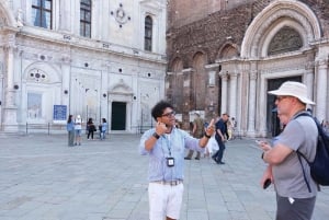 Venice: St Mark's Square & Rialto Walking Tour & Gondola