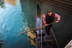 Venice: St Mark's Square Walking Tour & Gondola Ride
