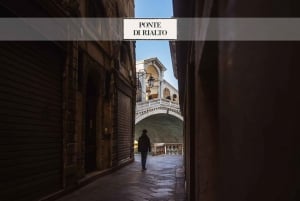 Venecia: Tour a pie por la Plaza de San Marcos y paseo en góndola