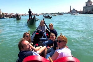 Venice: St. Mark's, Walking Tour and Gondola Combo