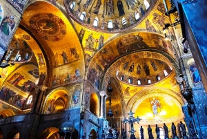 Venice: St. Mark's, Walking Tour and Gondola Combo