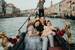 Veneza: sessão de fotos de gôndola contando histórias