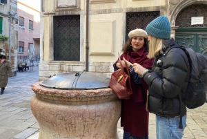 Venice: Street Food Tour Cicchetti & Spritz with Local Guide