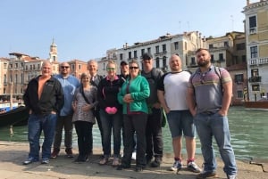 Veneza: Tour de comida de rua com um guia local e degustações