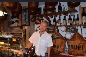 Venezia: Tour a piedi al tramonto con degustazione di vini e prodotti alimentari