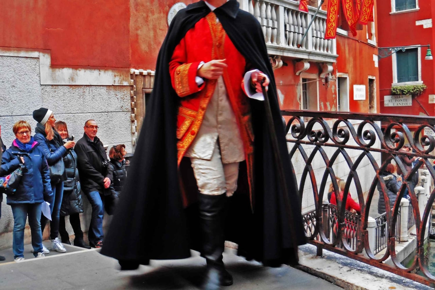 Venice:Theatrical Walking Carnival Show & Casanova's Secrets