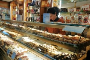 Traditional Cafés and Pastry Shops Walking Tour