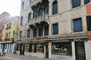 Venice: Traditional Cafés and Pastry Shops Walking Tour