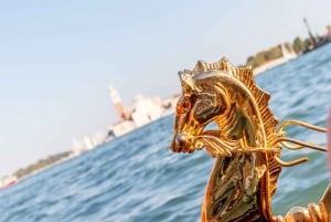 Venice: Traditional Shared Gondola Ride