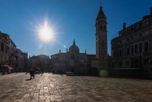 Venice: Unusual Sights Walking Tour with Optional Gondola