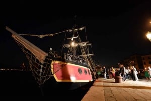 Venedig: Tur i den venetianske lagune og middag med galeon