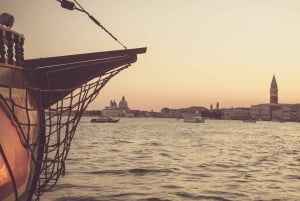 Venedig: Tur i den venetianske lagune og middag med galeon