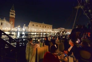 Venedig: Tur i den venetianske lagune og middag med galeon