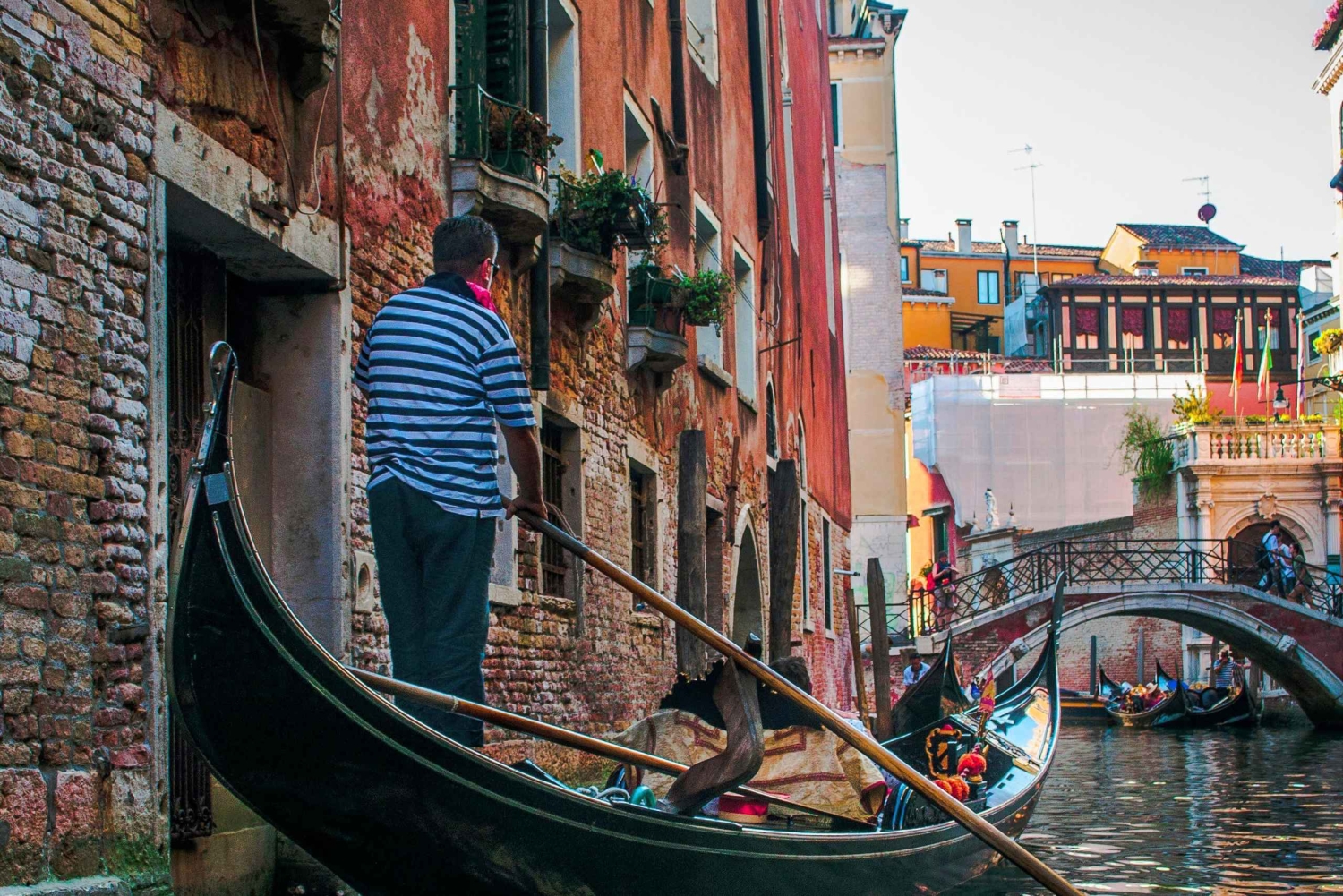 Venetië: VIP-gondeltocht met champagne - 1 uur privétour