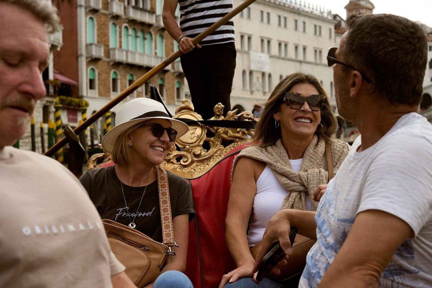 Venetsia: Kävelykierros ja gondoliajelu: Vip Semi-Private Walking Tour with Gondola Ride