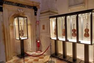 Venice: Vivaldi Baroque Concert Ticket and free Music Museum