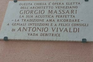 ヴェネツィア：ヴィヴァルディ教会でのヴィヴァルディの四季コンサート