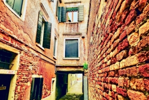 Венеция: пешеходная экскурсия и прогулка на гондоле