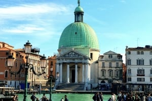 Venice: Walking Tour of Iconic Sites