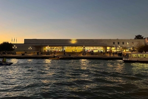 Venedig: Vattentaxi från stationen till stadskärnan/hotellet