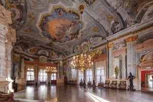 Venice: Winter Pass Top Attractions & City Walking Tour