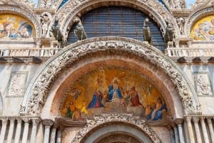 Rundvandring och gondoltur i förtrollande Venedig