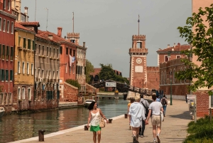 知られざるベネチアを発見するウォーキングツアー