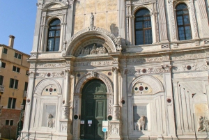 知られざるベネチアを発見するウォーキングツアー