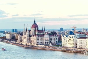 All day private trip : Vienna to Budapest & back, in English