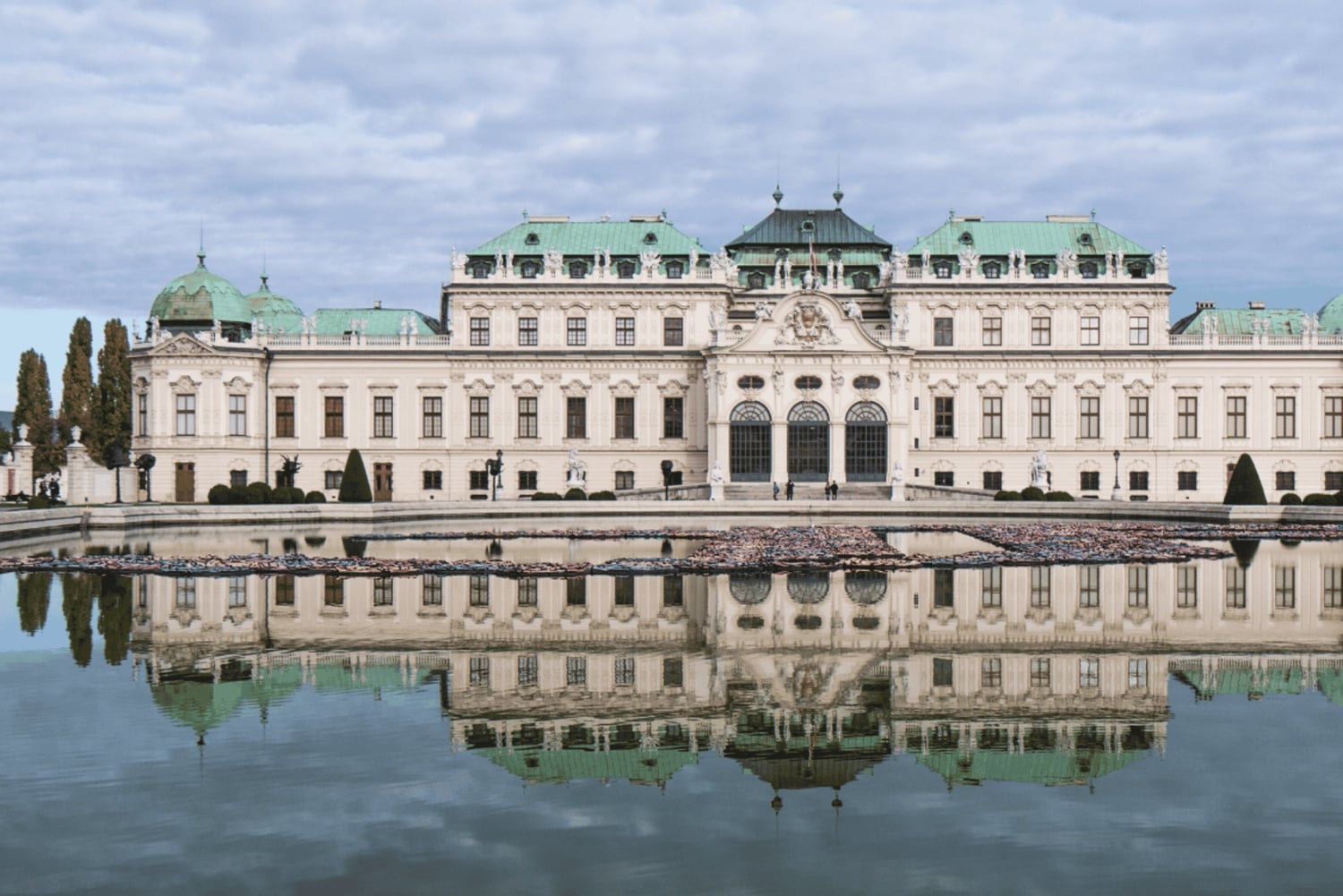Tour a pie privado del Museo Beldevere