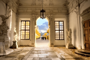 Tour a pie privado del Museo Beldevere