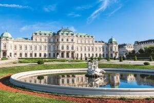 Tour a pie privado del Museo Beldevere