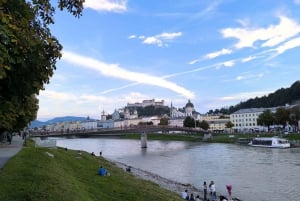 Bratislava/Wenen: dagtrip naar Melk, Salzburg en Hallstatt