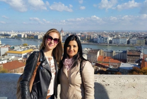 Recorrido a pie por el castillo de Buda: un reino de muchas naciones